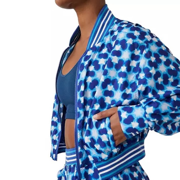 FP Movement Top Seed Lightweight Tennis Jacket NWT Free People Blue Print - Picture 3 of 15